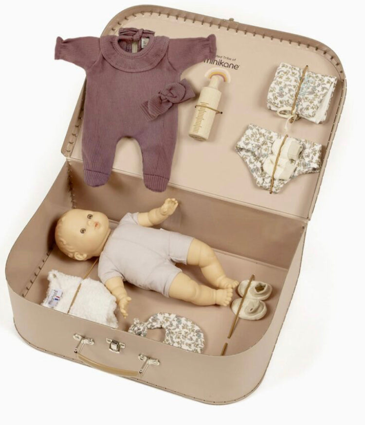 Premium Geburtskoffer Clochette/Orchidee, inkl. Puppe "Babies" (nach Wahl)