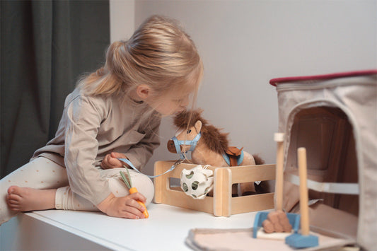 Pferd mit Pflege-Set