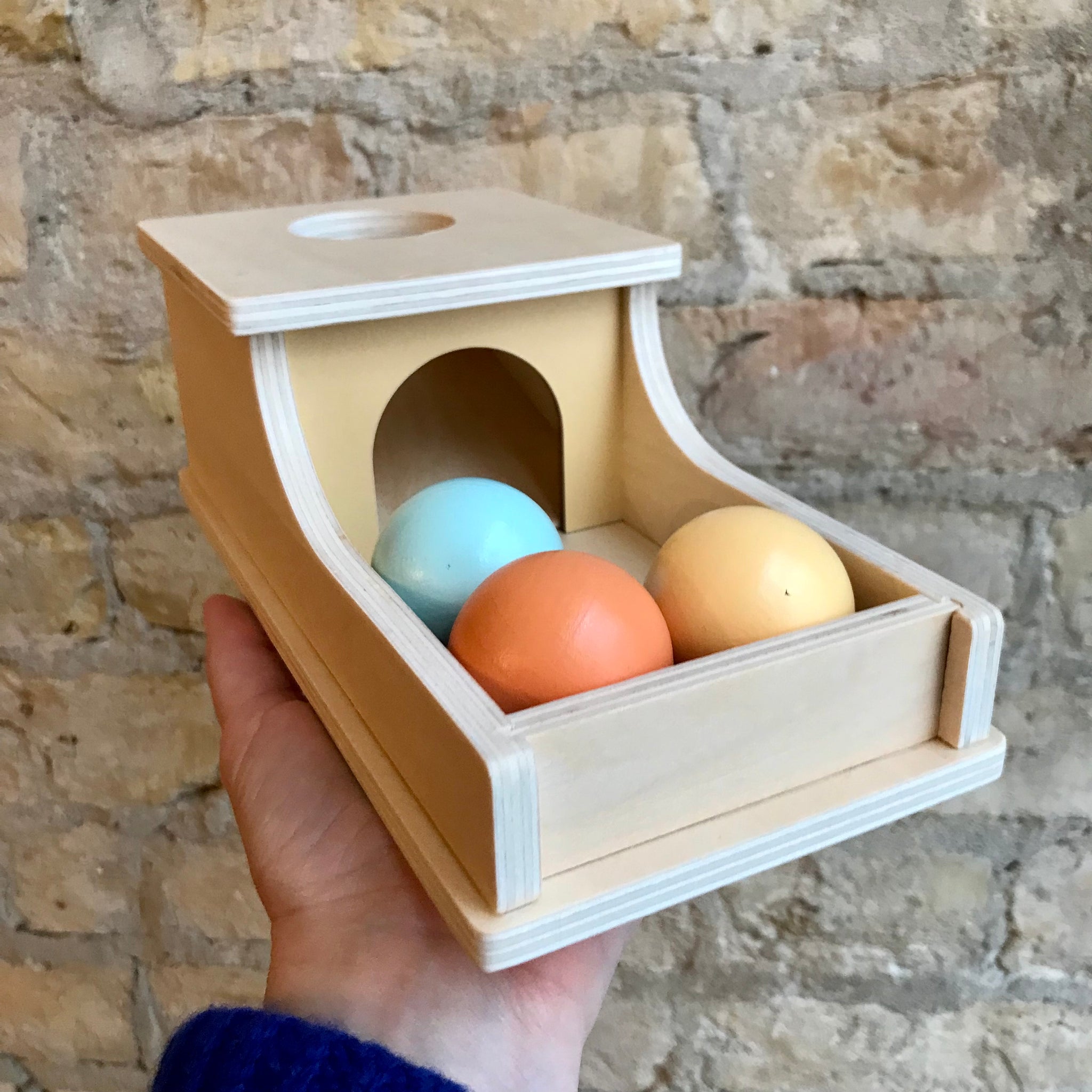 Montessori Box Nr. 1 - Objektpermanenz mit 3 Bällen
