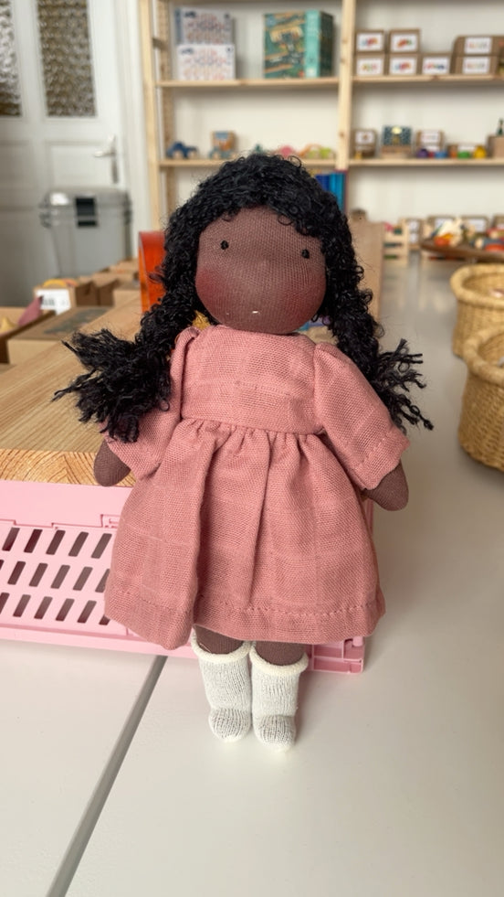 Stoffpuppe Sarah inspiriert nach Waldorf, 25 cm