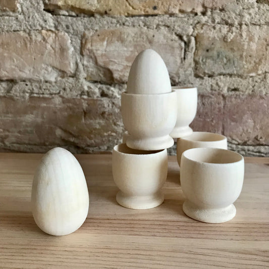 Ei und Eierbecher aus Holz (geeignet für DIY-Projekte)