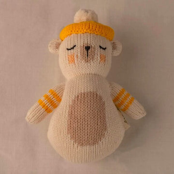 Gestricktes Kuscheltier mit Rassel, Bär